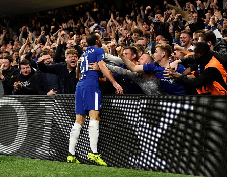 Chỉ vừa ra mắt, Zappacosta đã thành thần tượng mới tại Chelsea - Bóng Đá