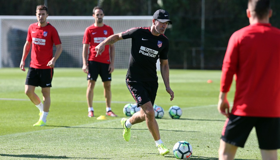 Ảnh Atletico tập luyện - Bóng Đá