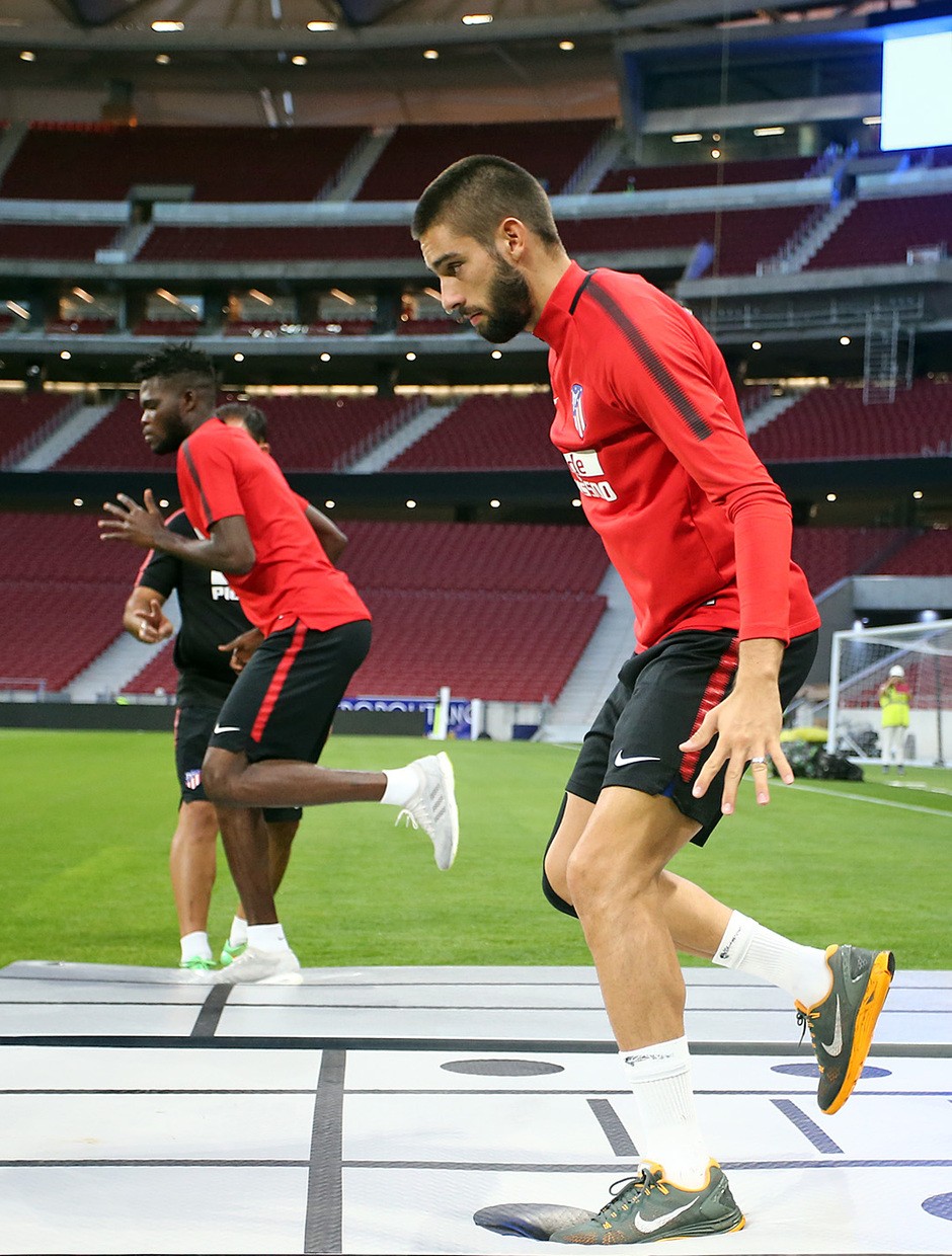Dàn sao Atletico hớn hở dọn đến 