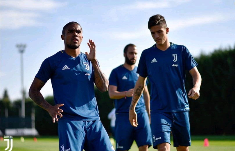 Juventus tập luyện - Bóng Đá