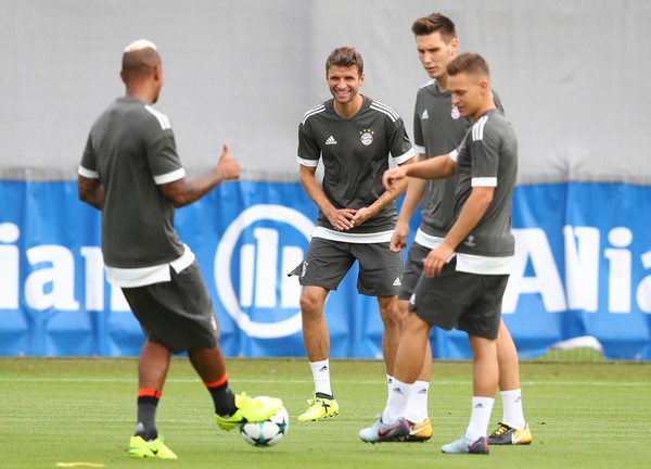 Không thi đấu, dàn sao Atletico vẫn miệt mài rèn quân - Bóng Đá
