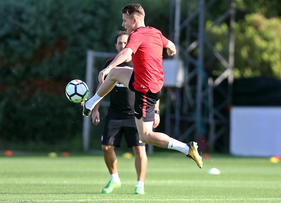 Atletico tập luyện - Bóng Đá