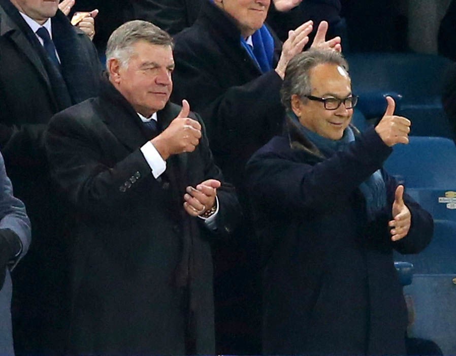 Nhận lương khủng, Sam Allardyce vượt mặt dàn HLV nổi tiếng này - Bóng Đá