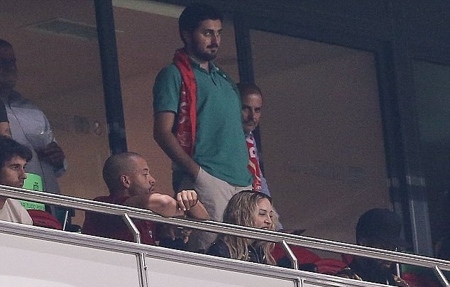 Madonna đến chung vui cùng Ronaldo - Bóng Đá