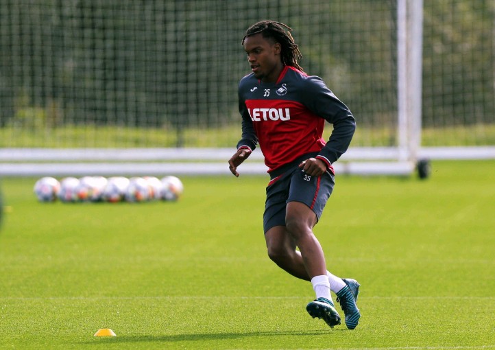 Renato Sanches tập ngày đầu tại Swansea - Bóng Đá
