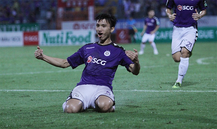 Với Bùi Tiến Dũng, 