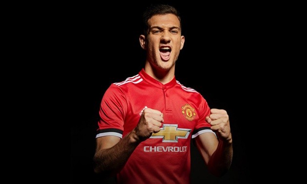 Dấu hiệu cho thấy 'sao thất sủng' vẫn sẽ ở lại Man Utd? - Bóng Đá