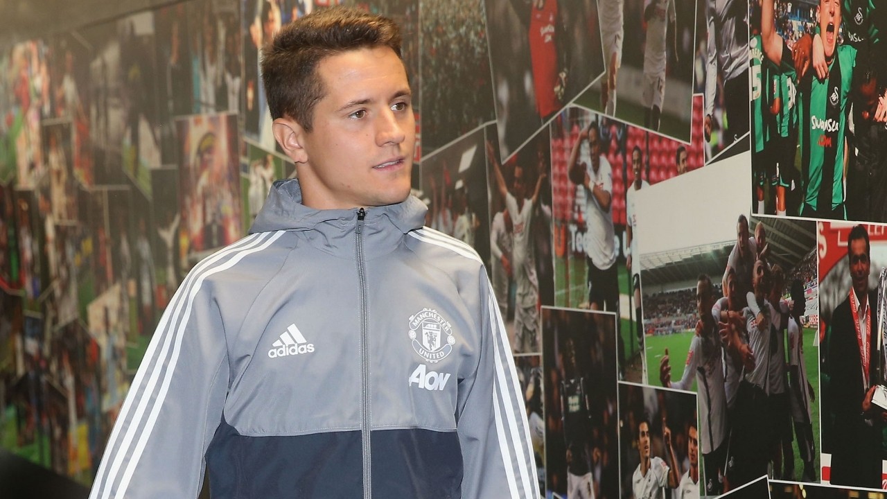 Herrera cảnh báo M.U về Stoke City - Bóng Đá