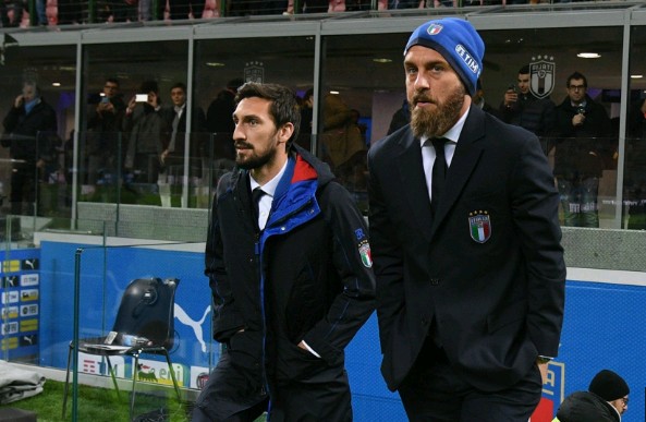 Tuyển Ý mất vé, De Rossi trút giận lên Ventura - Bóng Đá