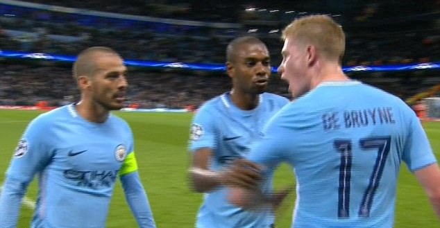SỐC: De Bruyne tính 