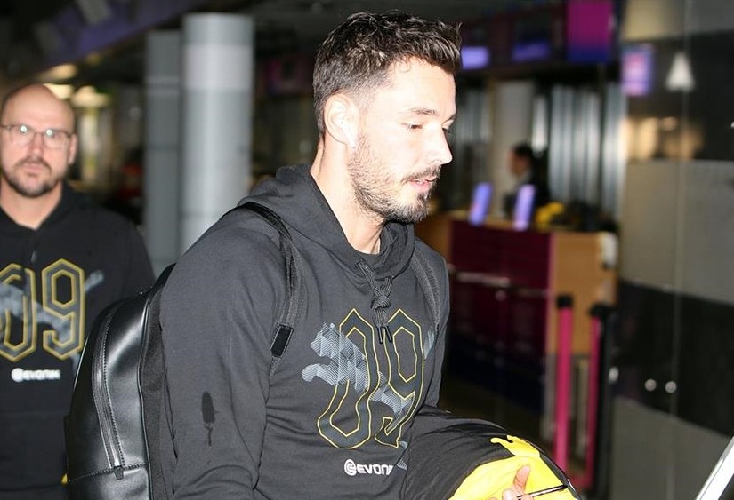 Thầy rạng rỡ, trò u ám trên đường Dortmund ra sân bay - Bóng Đá