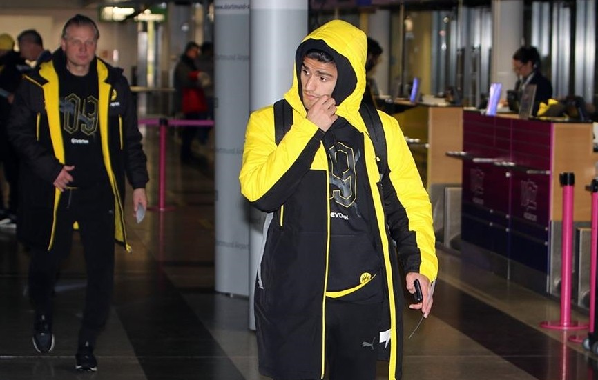 Thầy rạng rỡ, trò u ám trên đường Dortmund ra sân bay - Bóng Đá