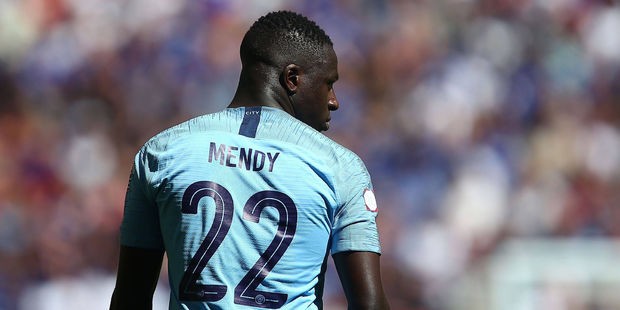 Benajmin Mendy đang dần trở thành quân bài quan trọng nhất của Pep Guardiola - Bóng Đá