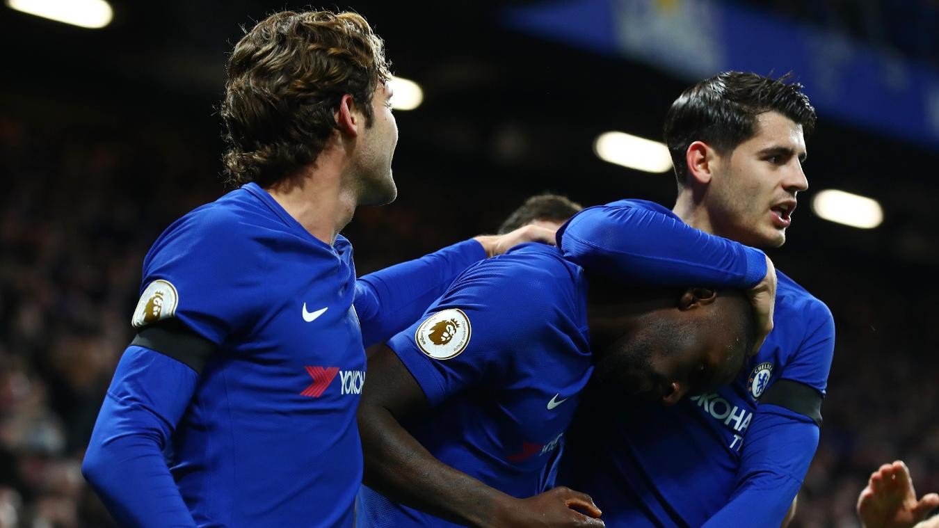 Từ khi nào, Chelsea biết 'lụy tình' tiền đạo? - Bóng Đá