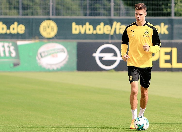 CỰC NÓNG: M.U, Man City đại chiến vì sao Dortmund - Bóng Đá