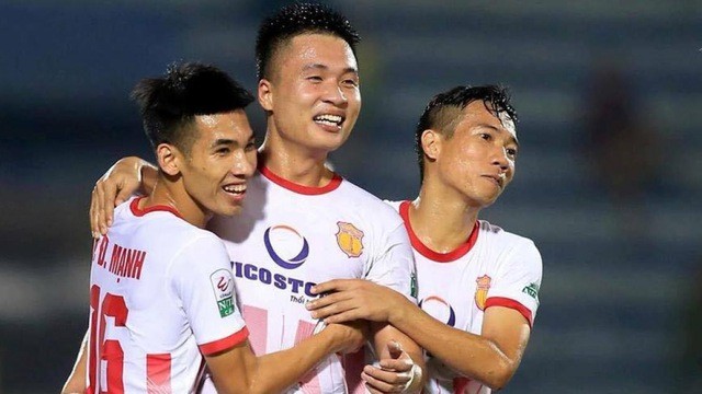 Học trò thầy Park nói gì khi giúp đội nhà ở lại V-League 2018? - Bóng Đá