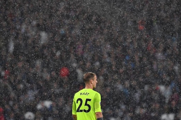 West Ham 2-0 Huddersfield: Slaven Bilic thoát hiểm - Bóng Đá
