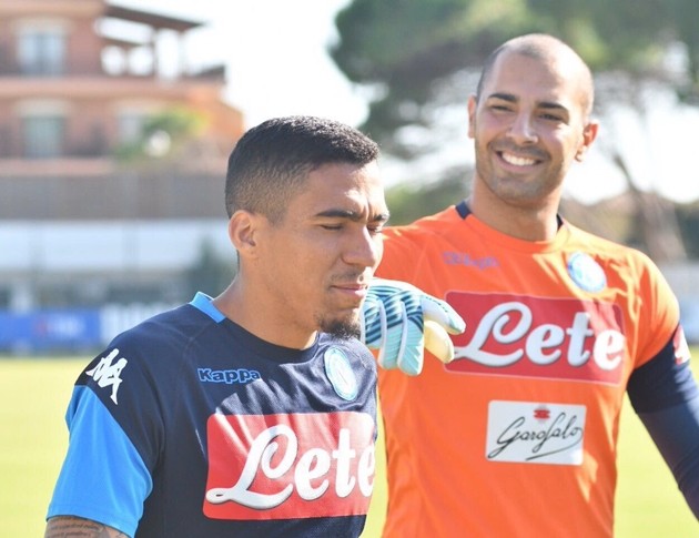 Cựu sao Real trầm tư ngắm mình trong gương - Bóng Đá