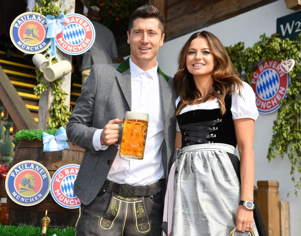 Sao Bayern Munich gạt sầu, quẩy tưng bừng trong lễ hội bia - Bóng Đá