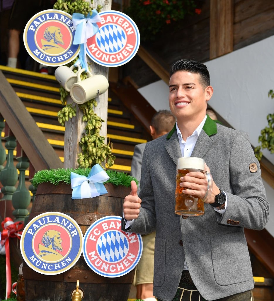 Sao Bayern Munich gạt sầu, quẩy tưng bừng trong lễ hội bia - Bóng Đá