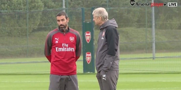 Wilshere xuống tóc, chờ Wenger trao cơ hội tại League Cup - Bóng Đá
