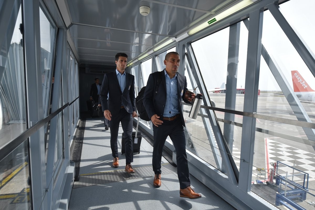 Dàn sao FC Porto rạng rỡ lên đường sang Monaco - Bóng Đá