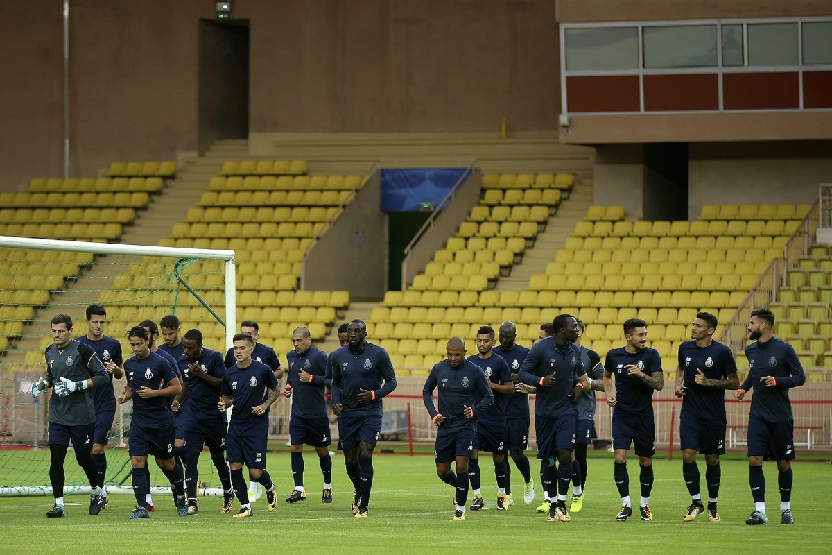 Dàn sao FC Porto rạng rỡ lên đường sang Monaco - Bóng Đá