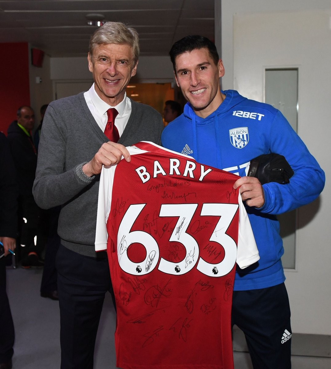 Gareth Barry đi vào lịch sử Ngoại hạng Anh - Bóng Đá