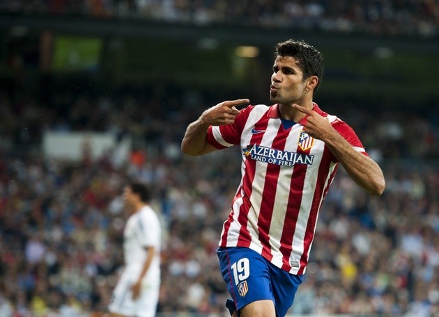 Diego Costa rạng ngời ở sân bay, sẵn sàng 