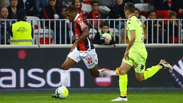 Nice 2-2 Angers: Balotelli giải cứu chủ nhà - Bóng Đá
