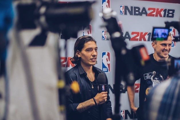 Hector Bellerin trong bộ cánh 