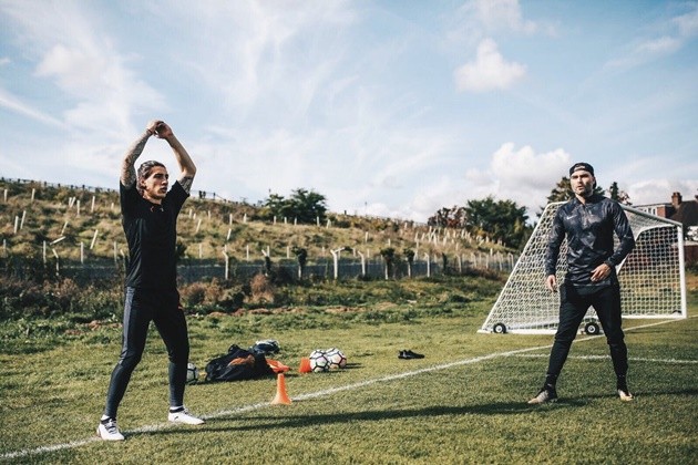 Hector Bellerin trong bộ cánh 