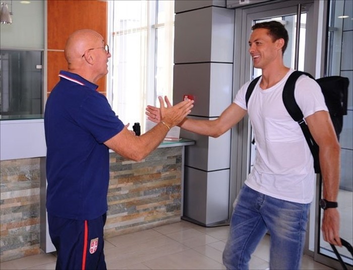 Matic hội ngộ đồng đội cũ tại Serbia - Bóng Đá