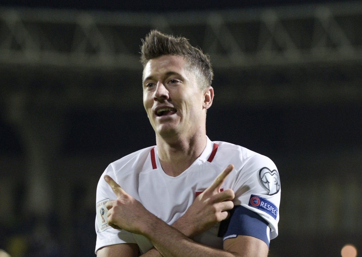 Lewandowski đi vào lịch sử bóng đá châu Âu - Bóng Đá