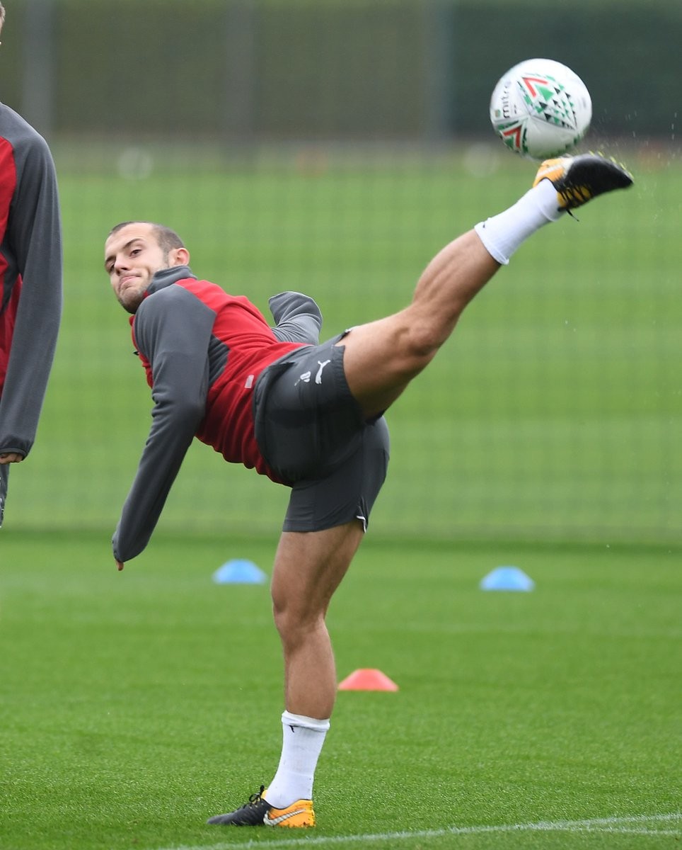 Arsenal hăng say tập luyện, sẵn sàng chiến Norwich - Bóng Đá