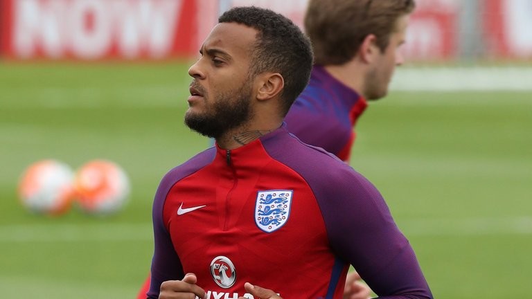 NÓNG: Ryan Bertrand sẵn sàng tới Man City - Bóng Đá