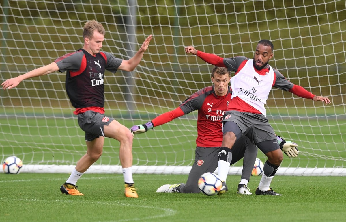 Arsenal hăng say tập luyện, sẵn sàng chiến Norwich - Bóng Đá