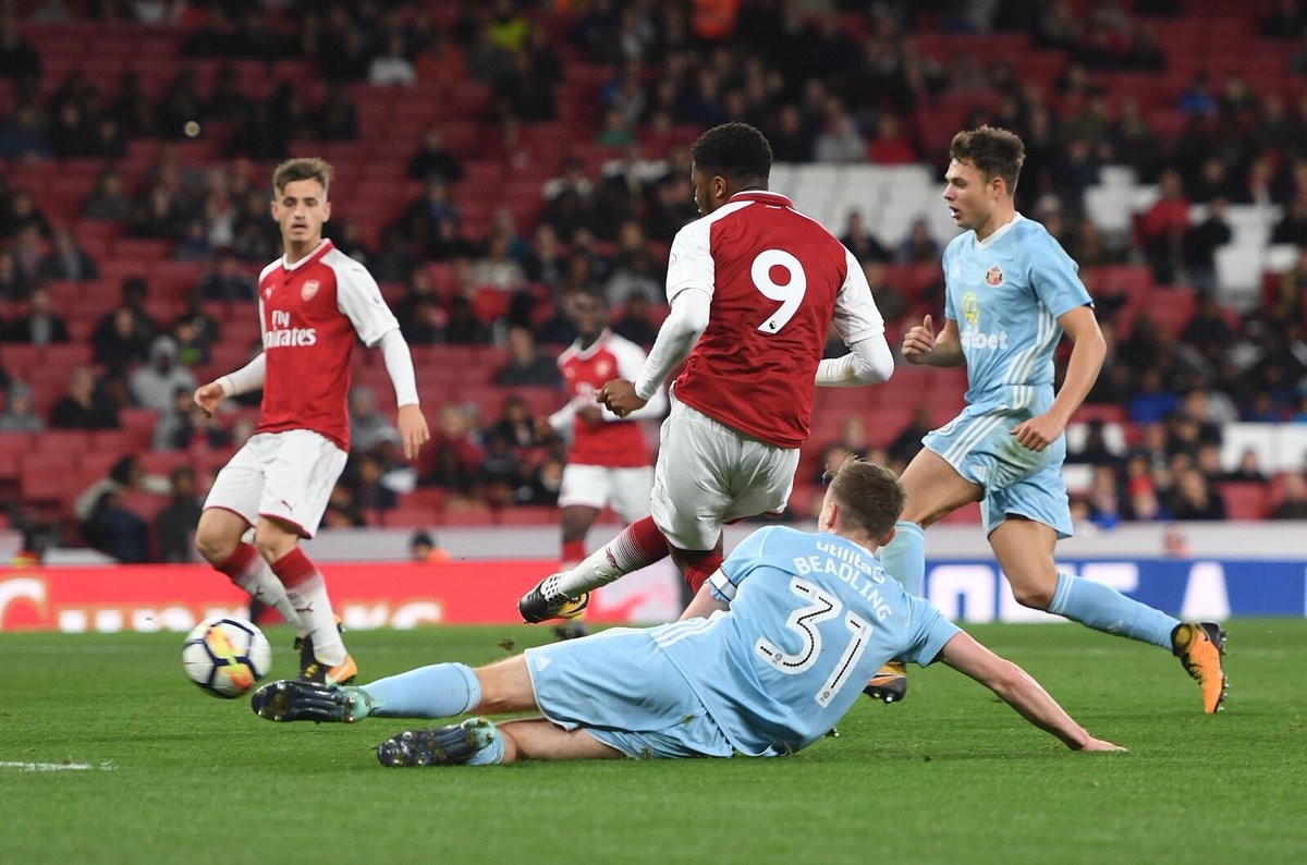 Thần đồng nổ súng, đội trẻ Arsenal xua buồn Emirates - Bóng Đá