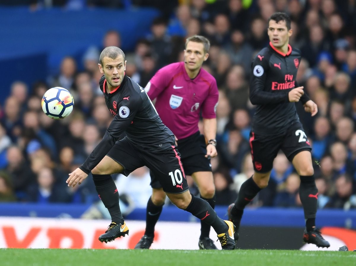Jack Wilshere có lần đầu tiên 