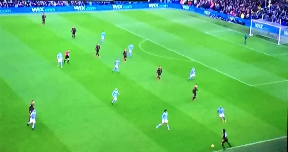 Arsenal thua vì chơi... tự sát - Bóng Đá