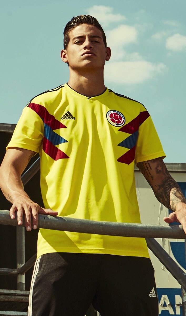 Áo đấu rực rỡ của ĐTQG Colombia - Bóng Đá