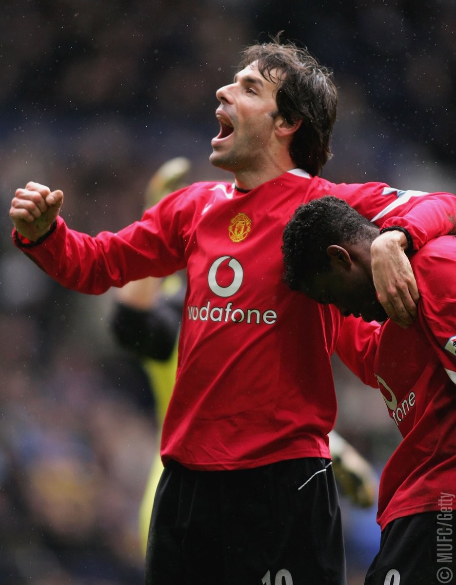 Chạm mốc 20 bàn, Lukaku chỉ chậm hơn 3 cầu thủ này tại Man United - Bóng Đá