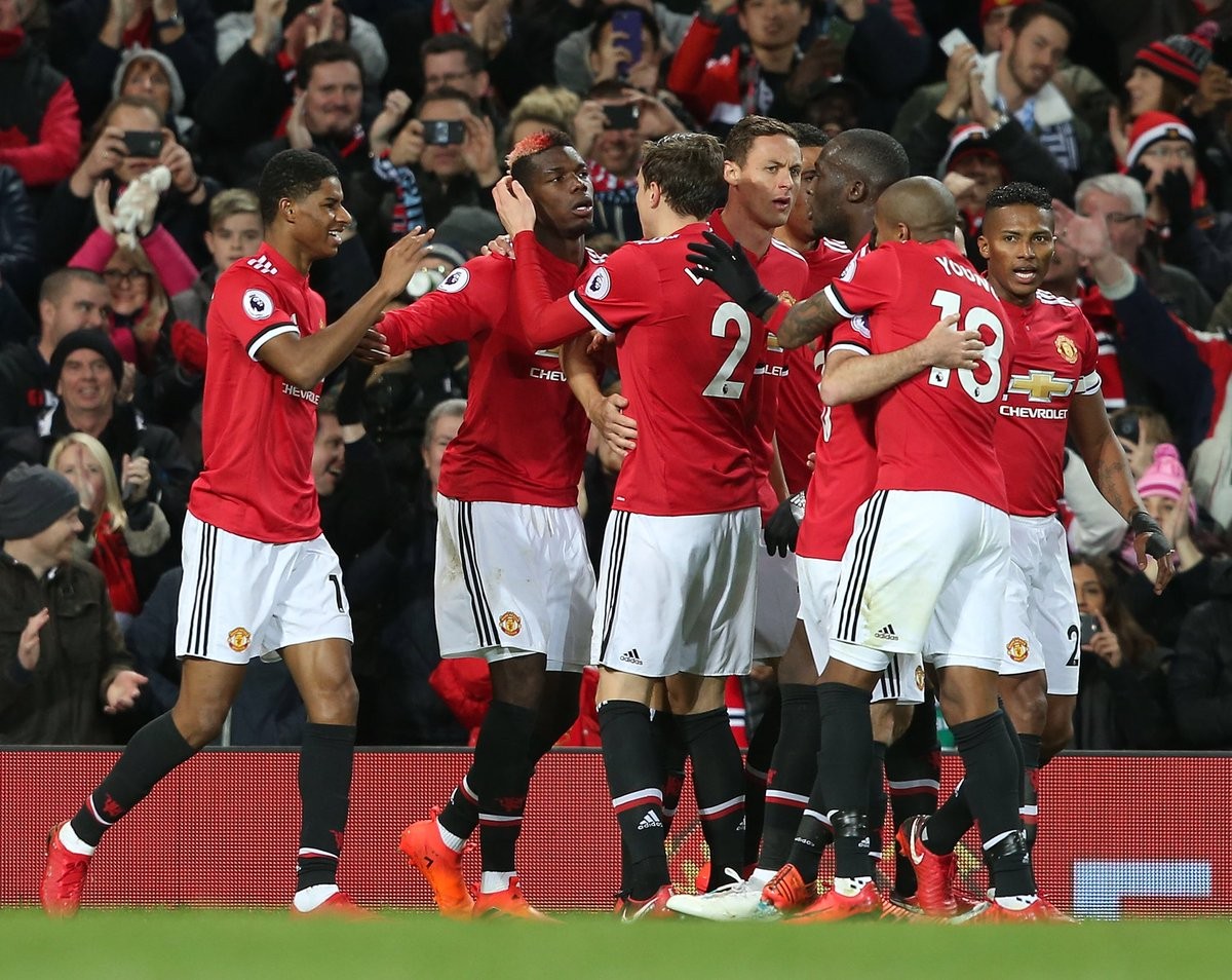 Chuyển động M.U: Phần thưởng cho Ashley Young - Bóng Đá