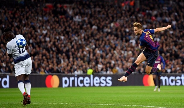 Rakitic xác lập cột mốc ấn tượng cho Barca với pha 'nã đại bác' - Bóng Đá