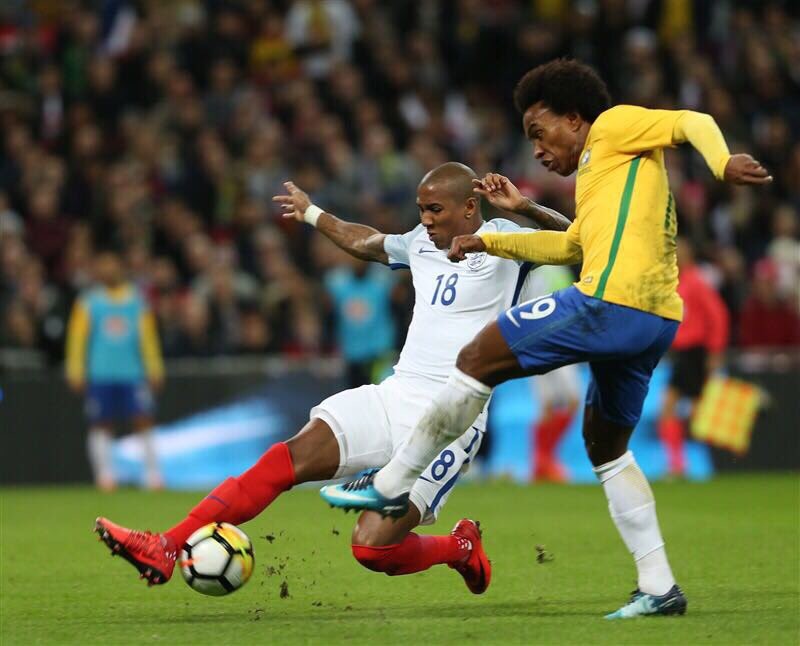 Chuyển động M.U: Phần thưởng cho Ashley Young - Bóng Đá
