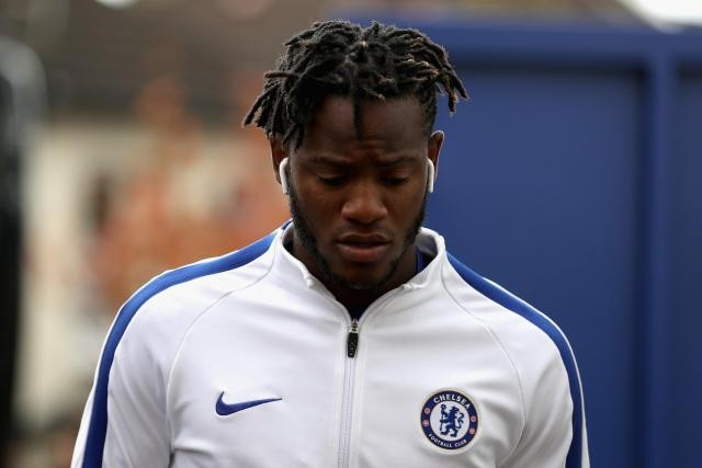 Thần tài chấn thương, CĐV Chelsea lo lắng - Bóng Đá