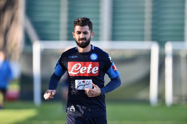 Bị loại, sao Italia mặt 'buồn hiu' tại CLB - Bóng Đá