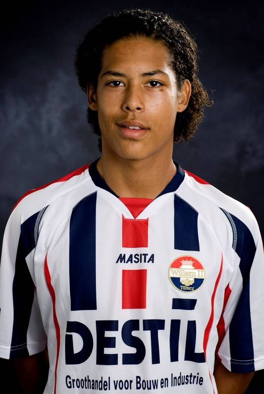 'Tôi chưa từng nghĩ Van Dijk sẽ có ngày hôm nay' - Bóng Đá