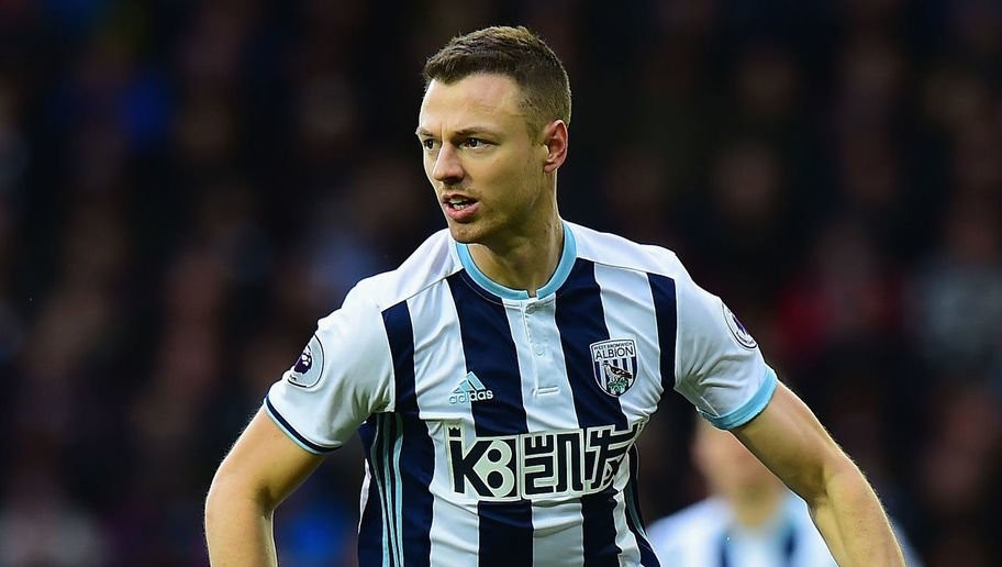 Trở lại với Jonny Evans, đại gia Anh toan tính gì? - Bóng Đá