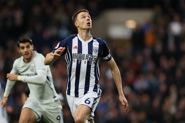 Trở lại với Jonny Evans, đại gia Anh toan tính gì? - Bóng Đá